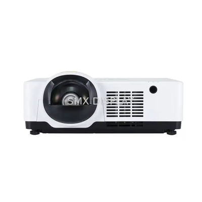 Qualité SMX 6000-7000 Lumens Laser Projector 4K Short Throw Pour Écran du Simulateur de Vol Usine