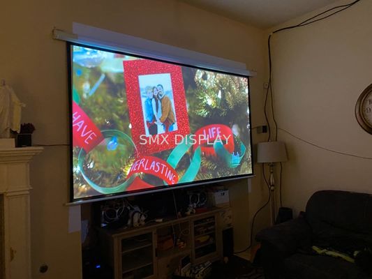 qualité Extérieur motorisé de l'écran rf de projecteur 120 pouces pour le lieu de réunion de cinéma Usine