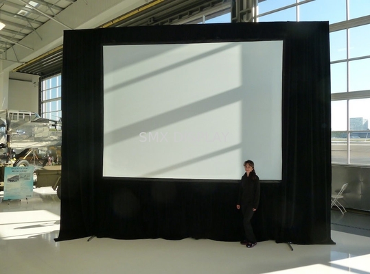 Écran de projection à pliage rapide extérieur portable de 200 pouces devant Écran de projection arrière